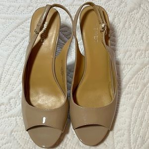 Nine West Patent Leather Sling-Back, Peep-Toe Heels- Tan- Size 9.5